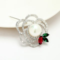 Elegant Flower-Shaped Wedding CZ Pearl Brass Brooch